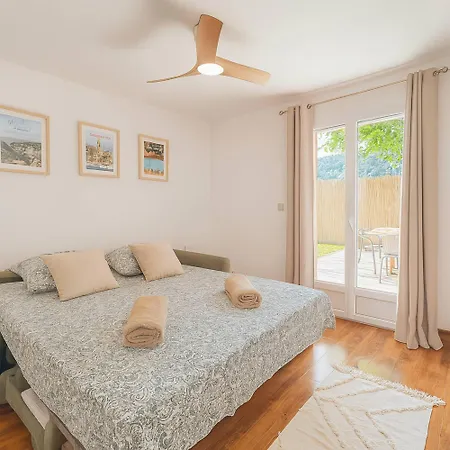 Clemarine - Piscine&jacuzzi Villa Sanary-sur-Mer