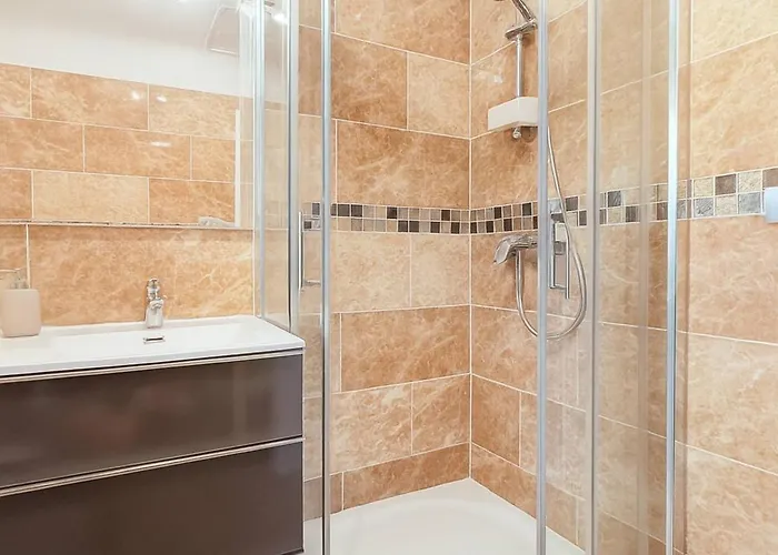 Clemarine - Piscine & Jacuzzi Sanary-sur-Mer